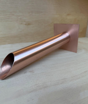 28mm Copper Water Spout with Wall Plate - 230mm - side view
